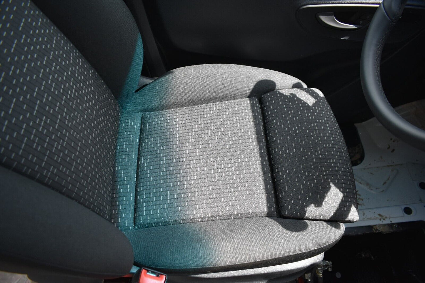 Mercedes w907 Sprinter Komfortsitze Drehkonsole Sitz Vorne Fahrer Beifahrer