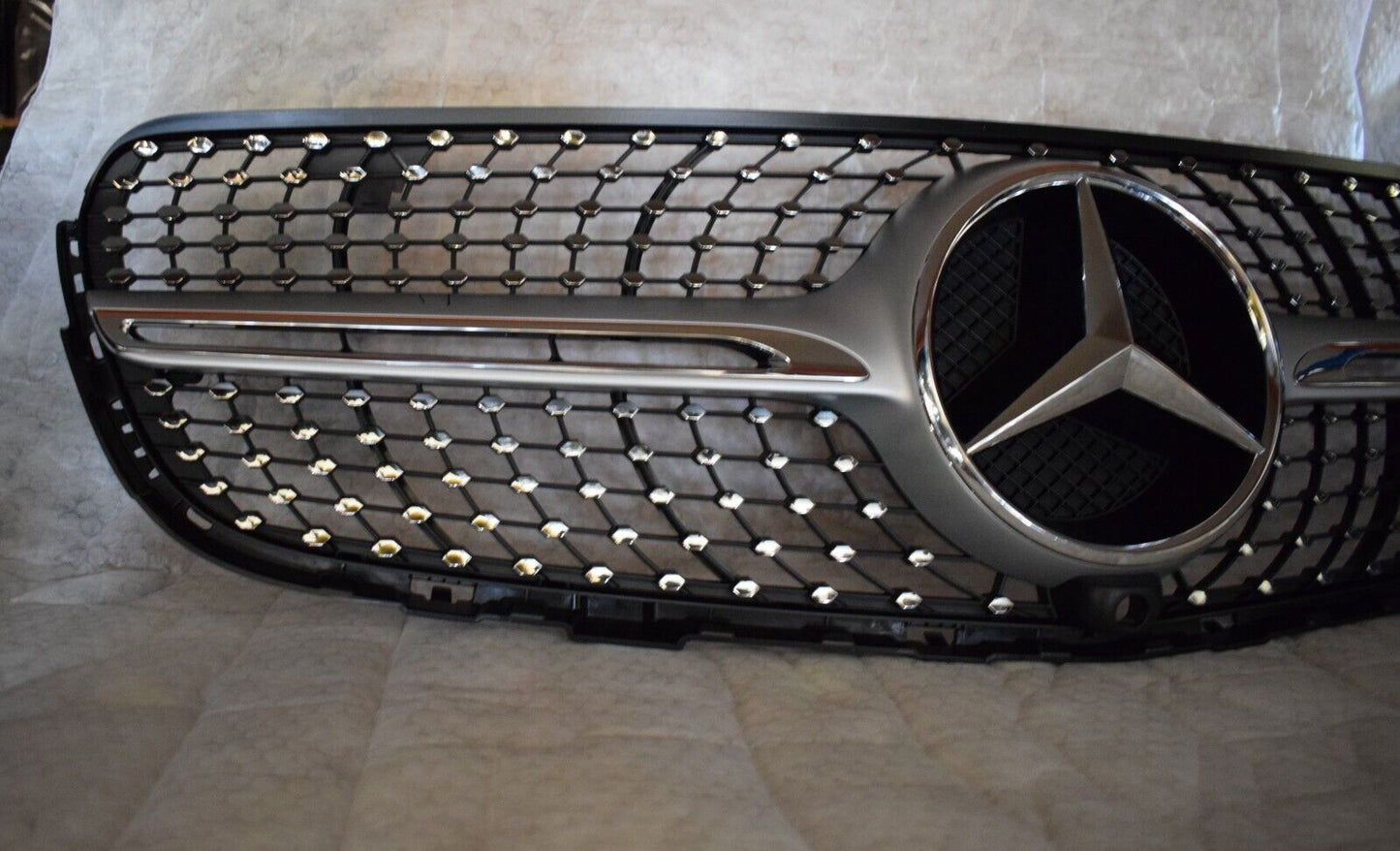 Original Mercedes Kühlergrill Grill w253 GLC AMG 43 Diamantgrill silber