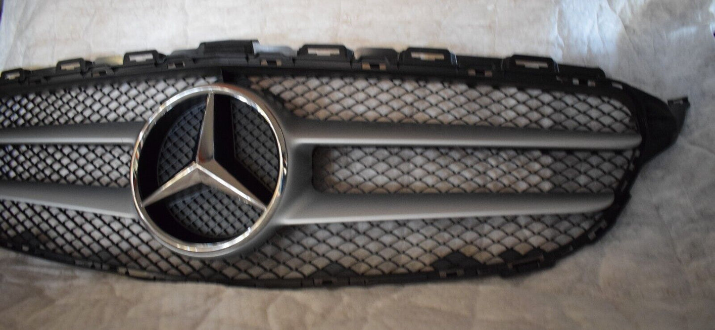 Original Mercedes Kühlergrill Stern w205 C Klasse Limousine T Modell a2058880260
