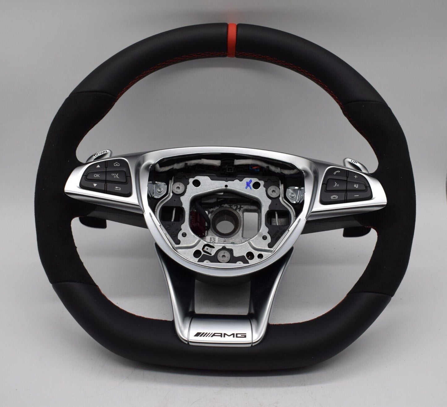 Original Mercedes AMG C63 C Klasse Lenkrad Alcantara rot a2054602603 GLC63
