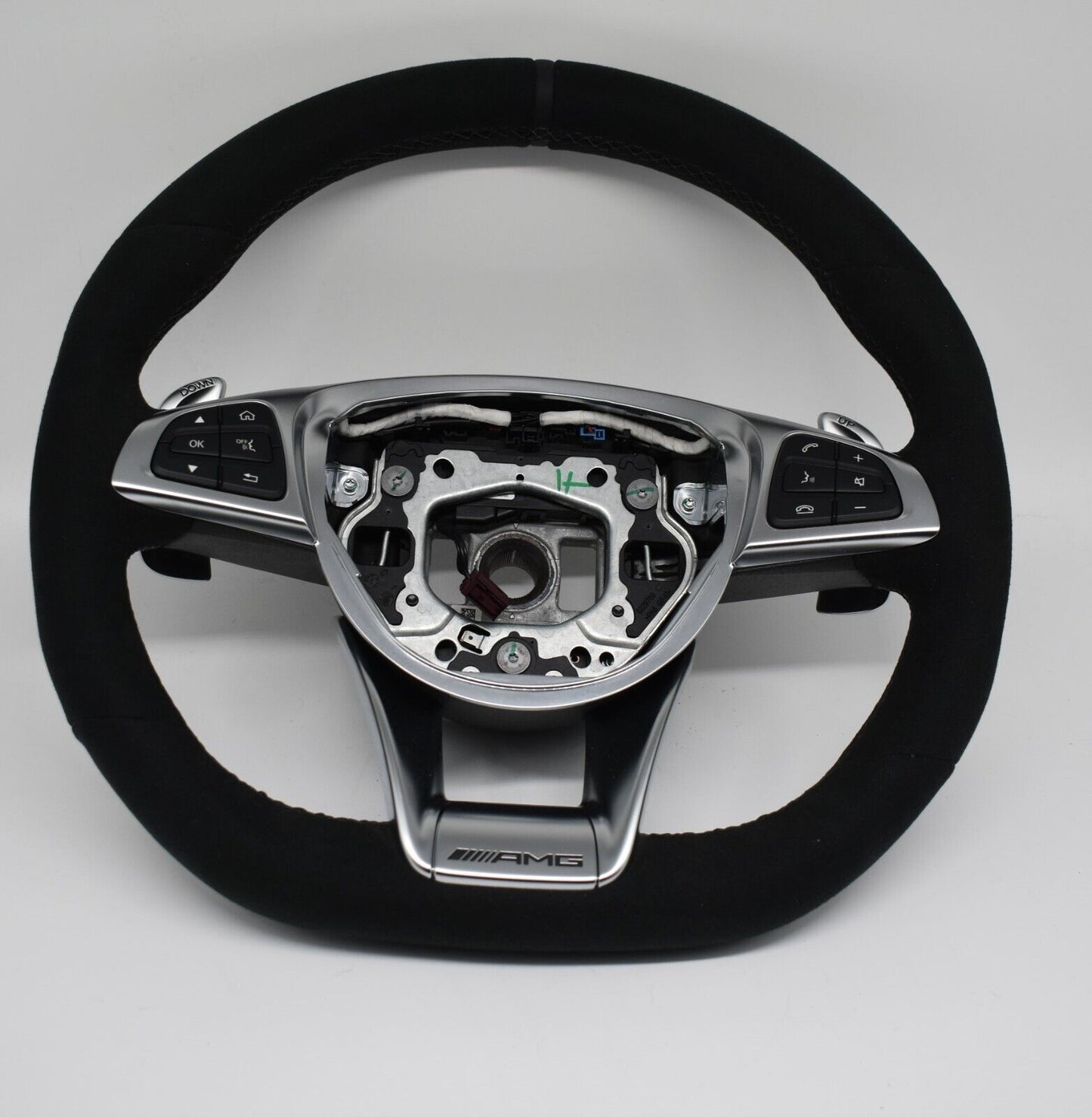Mercedes Lenkrad AMG Lenkrad GT c190 Alcantara a2214609903 Spurassistent