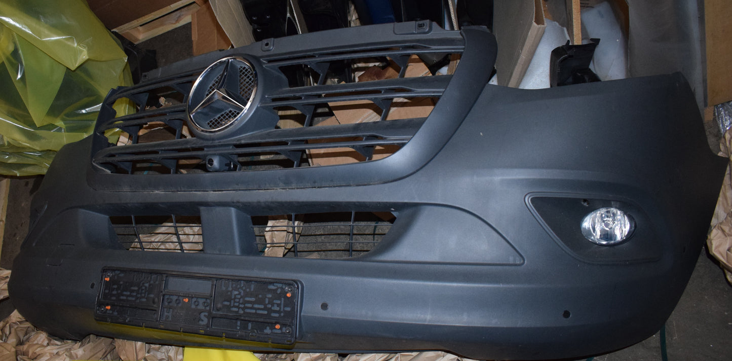 Original Mercedes Stoßstange Stoßfänger W907 w910 vorne Sprinter für Halogen