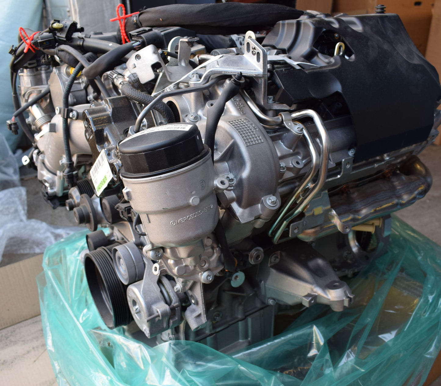 1x Original Mercedes w907 V6 Motor NEU OM642 642.899 A6420106015