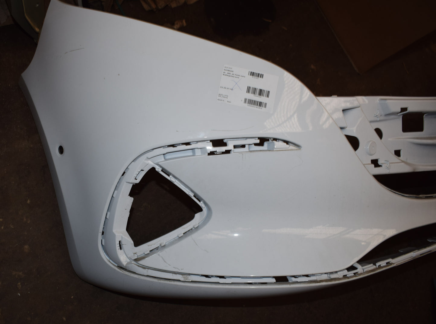 Original Mercedes w447 Vito Stoßstange Stoßfänger Mopf 2 a4478805203 weiss