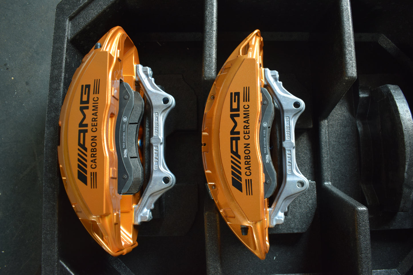 Original Mercedes AMG w297 EQS Bremsen vorne neu Bremssattel Set gold