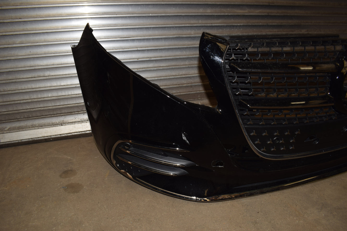 Original Mercedes V klasse w447 AMG Stoßstange Mopf 2 Grill beleuchtet
