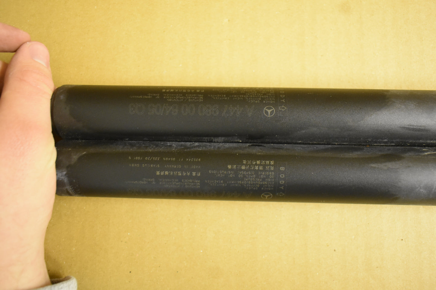 Original Mercedes w447 V Klasse Dämpfer hinten elektrisch Heckklappe a4479800064