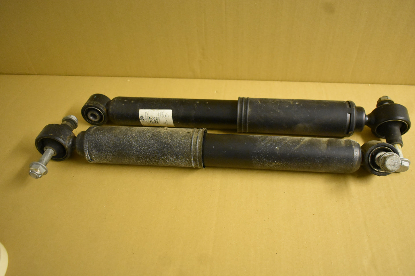 2x Original Mercedes w447 V Klasse Dämpfer Stoßdämpfer hinten a4473265500