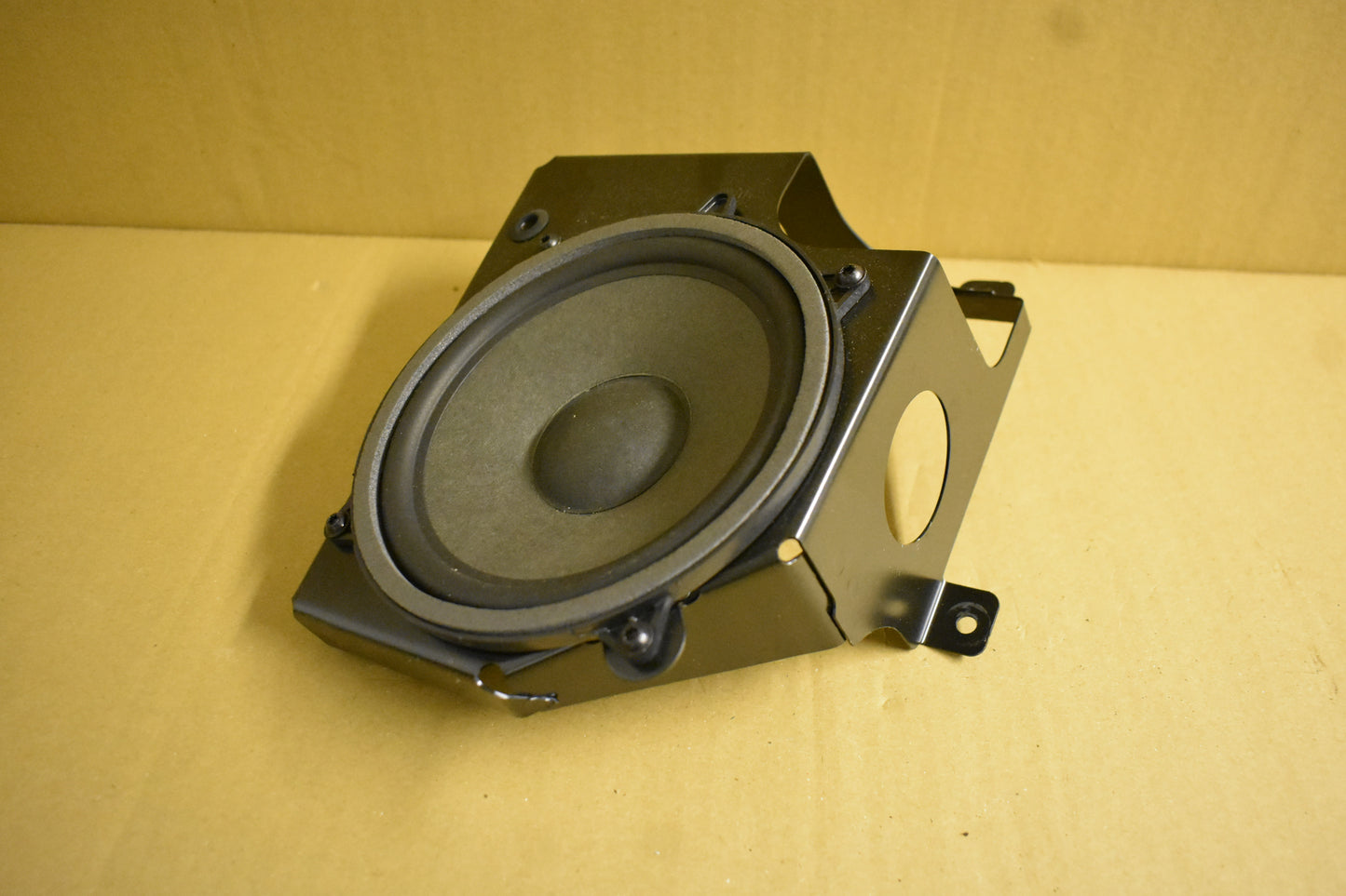 1x Original Mercedes w447 V Klasse Lautsprecher a4478271360