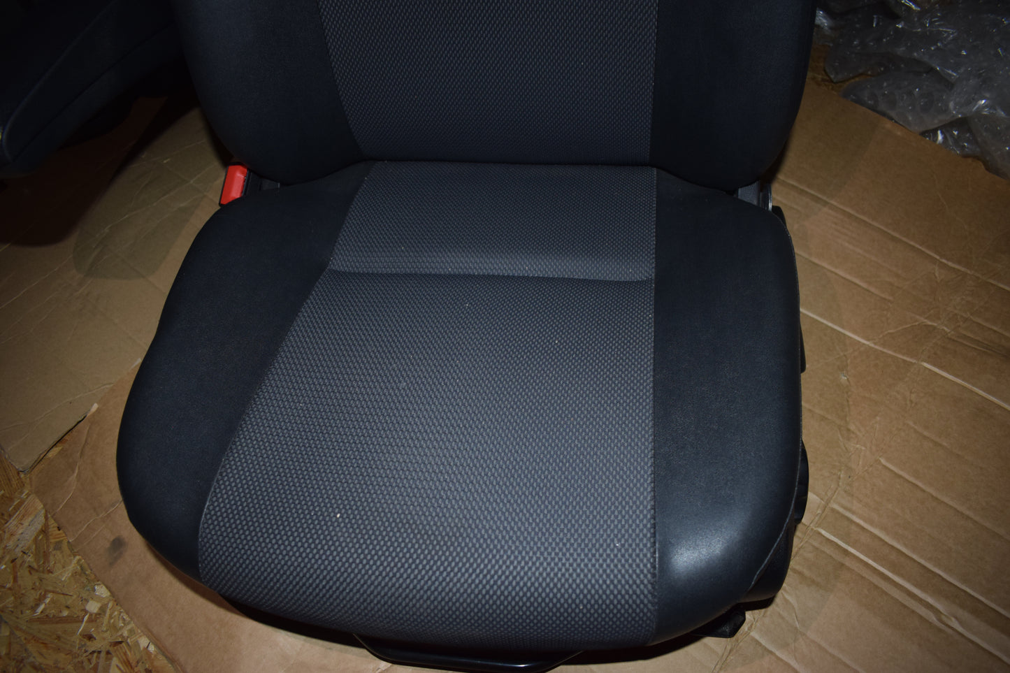 Original Mercedes w906 Sprinter Fahrer Sitz Kunstleder links