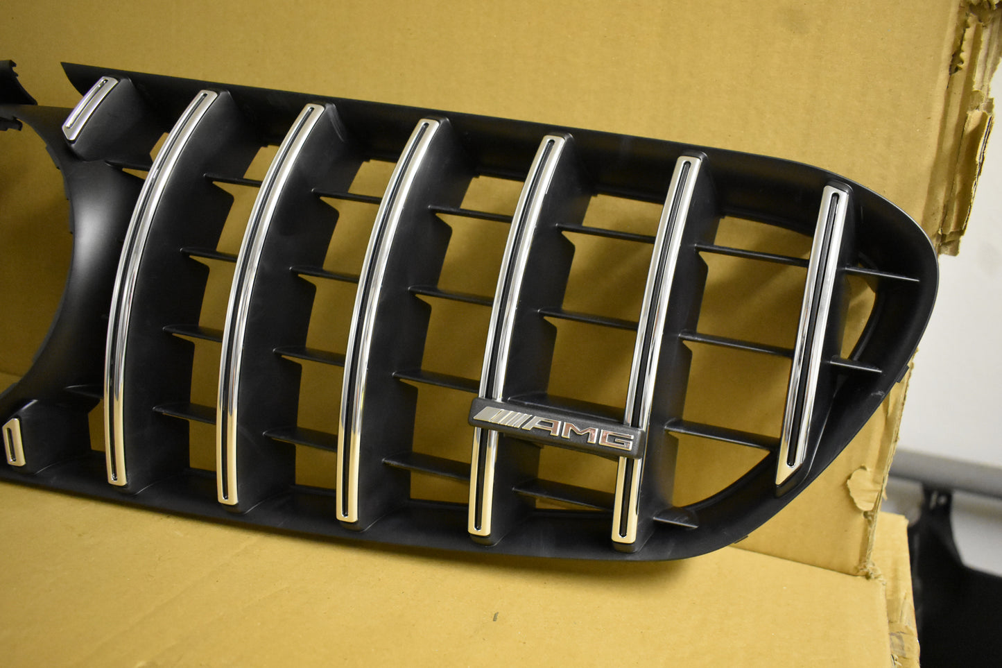 Original Mercedes C217 S Coupe w217 Kühlergrill Grill Panamerica neu AMG