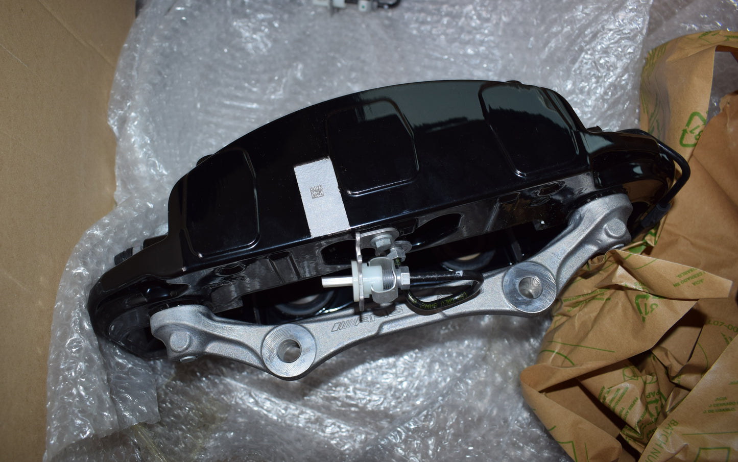 Original Mercedes AMG w465 G Klasse Bremsanlage vorne neu Bremssattel Set schwarz A4634212200 A4634212100