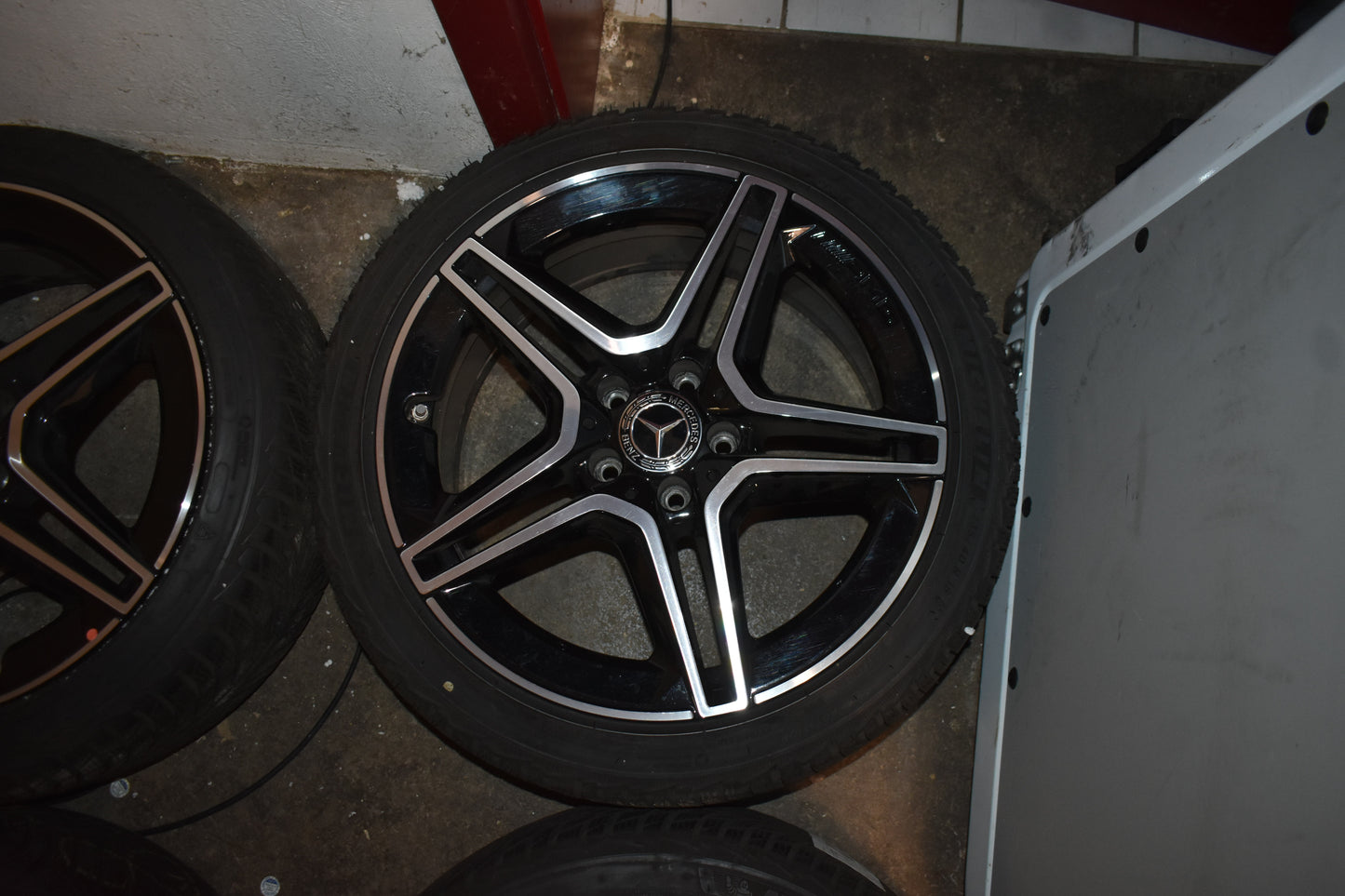 Original Mercedes w177 A Klasse Winterräder 235 40 18 Zoll AMG
