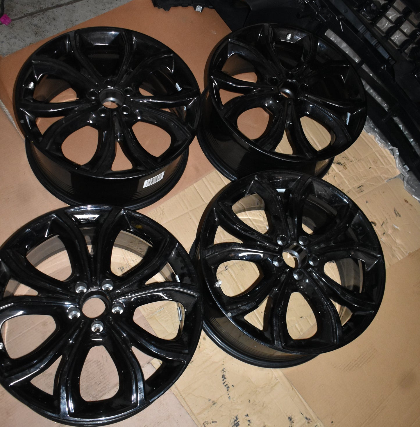 Original Mercedes EQE V295 Alufelgen schwarz 20 Zoll Felgen