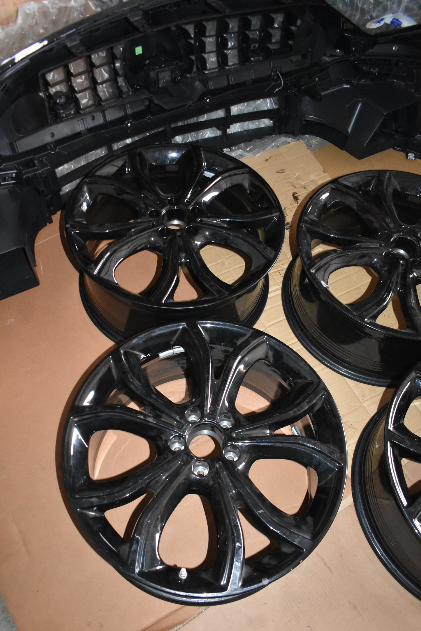 Original Mercedes EQE V295 Alufelgen schwarz 20 Zoll Felgen