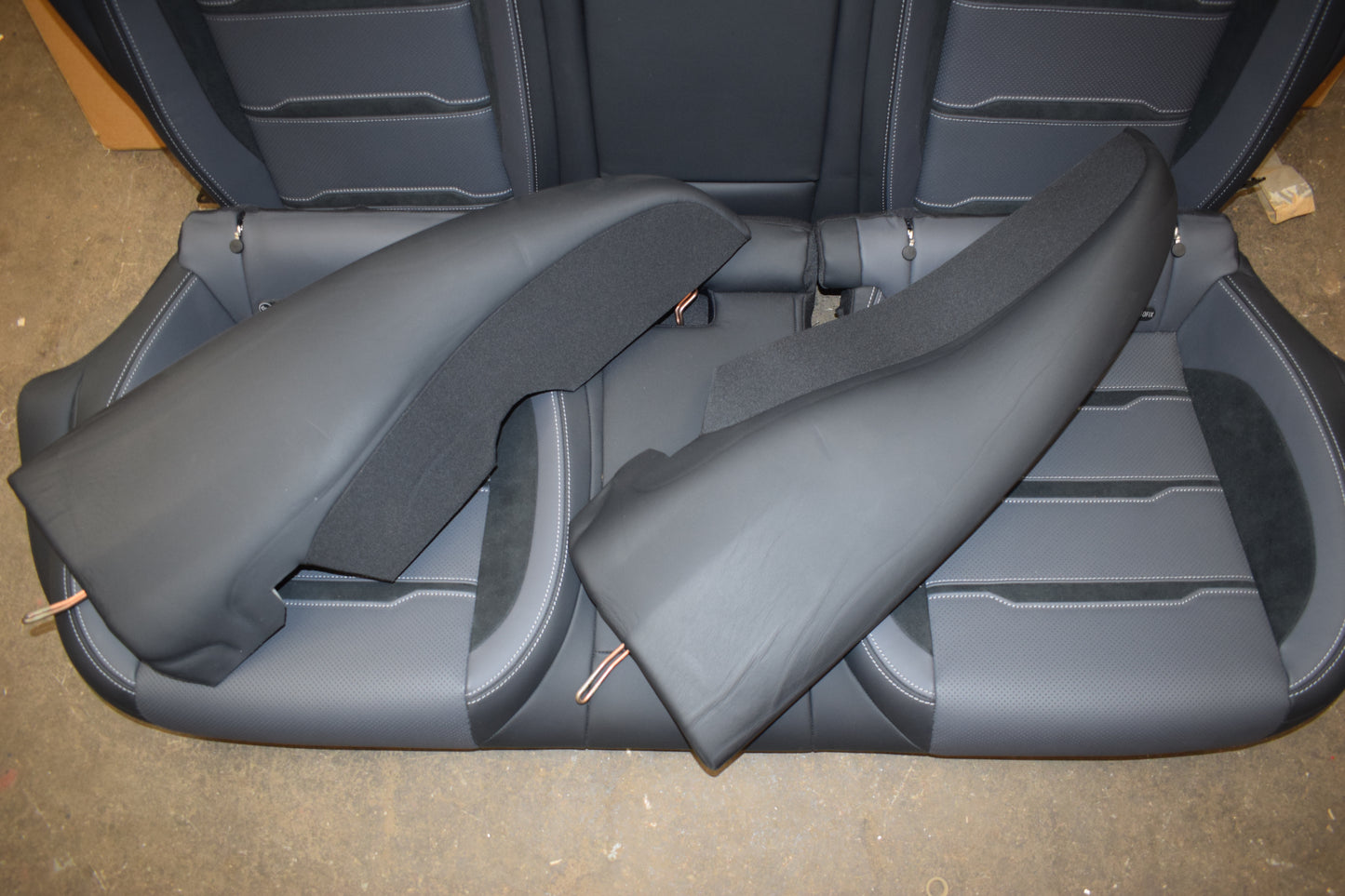 Original Mercedes AMG GT x290 Rücksitze Rücksitzbank Performance