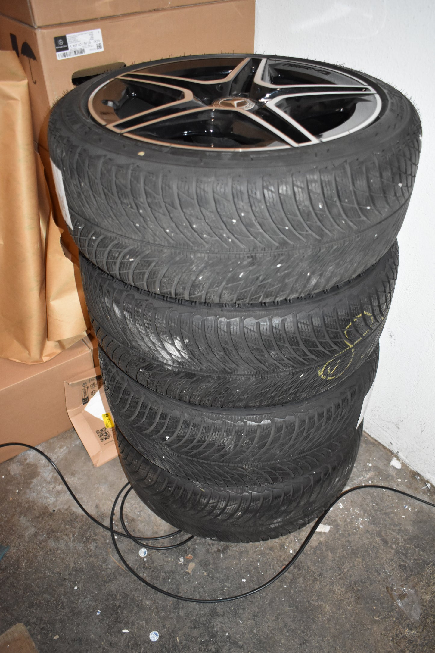 Original Mercedes w177 A Klasse Winterräder 235 40 18 Zoll AMG
