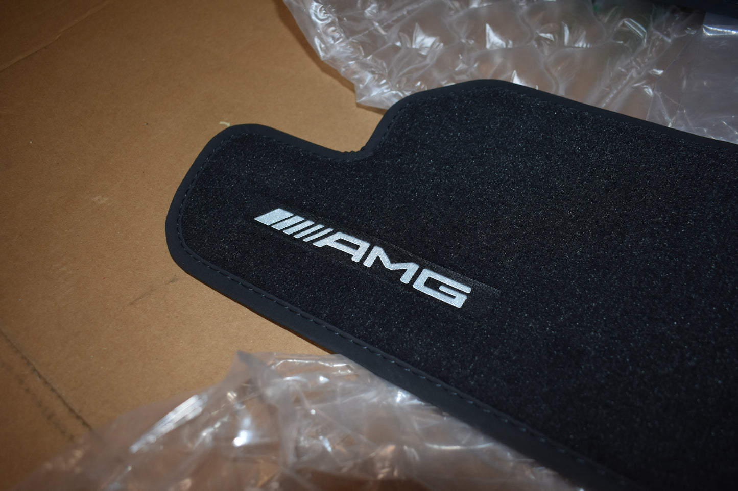 Original Mercedes SL R232 w232 63 AMG Fußmatten Velour Satz neu OVP