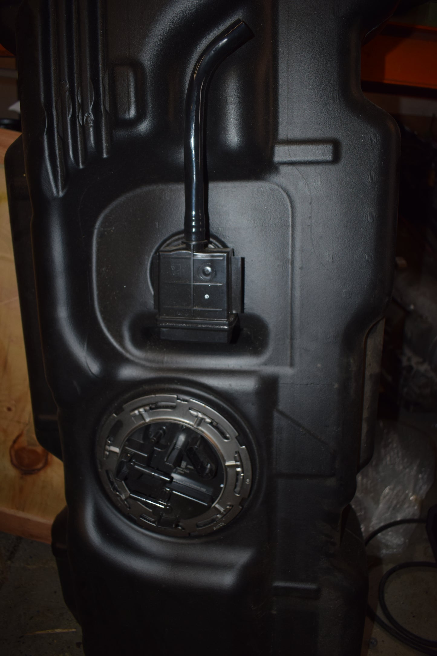 Original Mercedes w447 Tank Diesel a4474705600 70 Liter Tank a4474700594