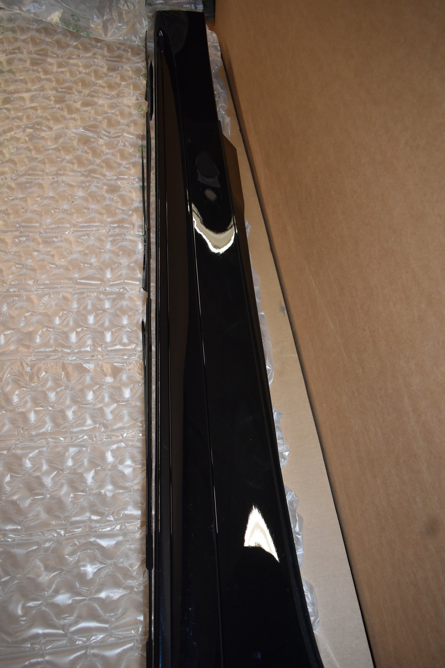 Original Mercedes AMG SL63 R232 AMG Seitenschweller schwarz links neuwertig