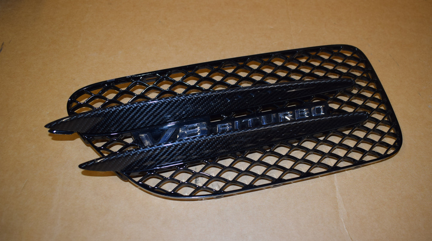 Original Mercedes c190 GT Carbon Zierleiste Kotflügel links