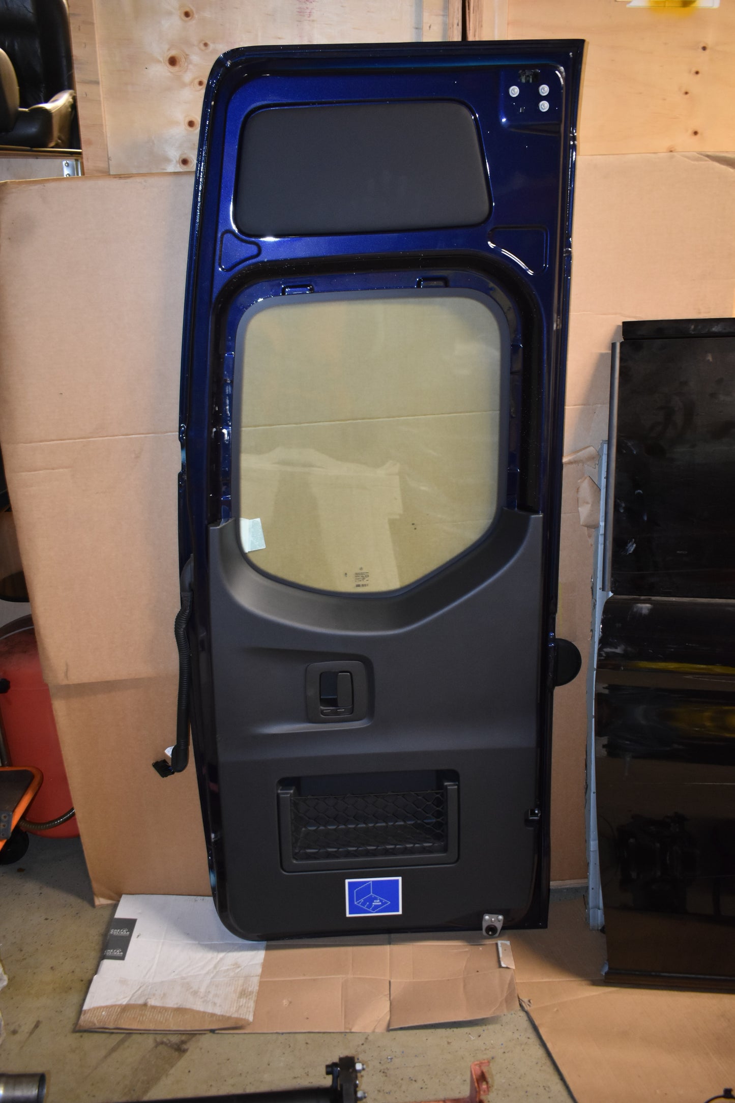 Original Mercedes w907 Sprinter Hecktür rechts Canvasitblau