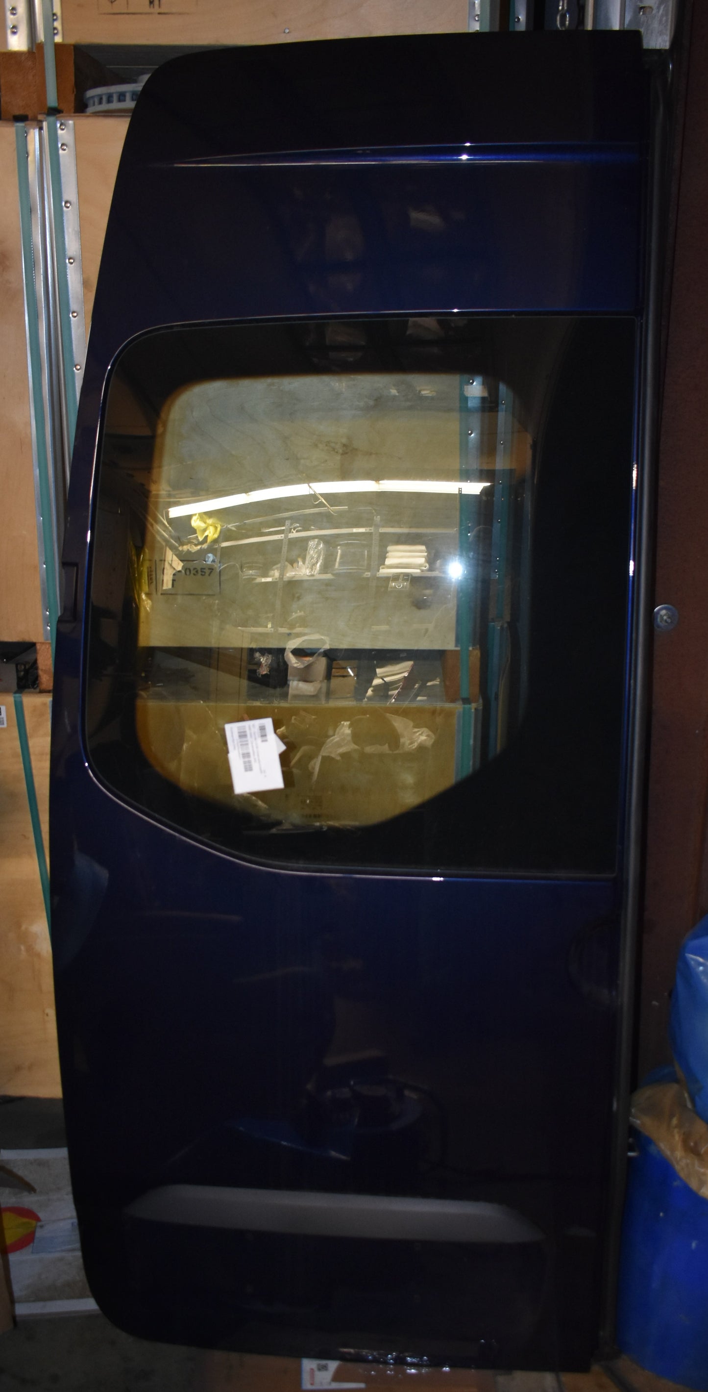 Original Mercedes w907 Sprinter Hecktür links Canvasitblau