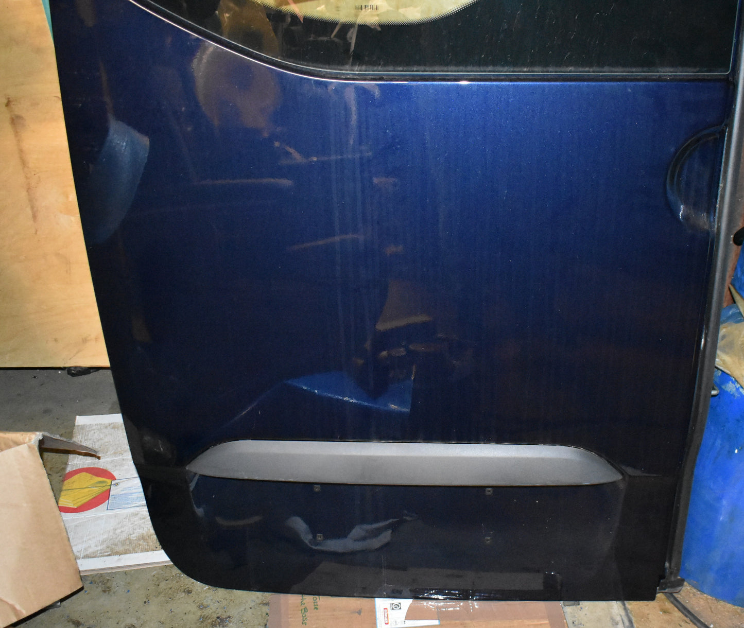 Original Mercedes w907 Sprinter Hecktür links Canvasitblau