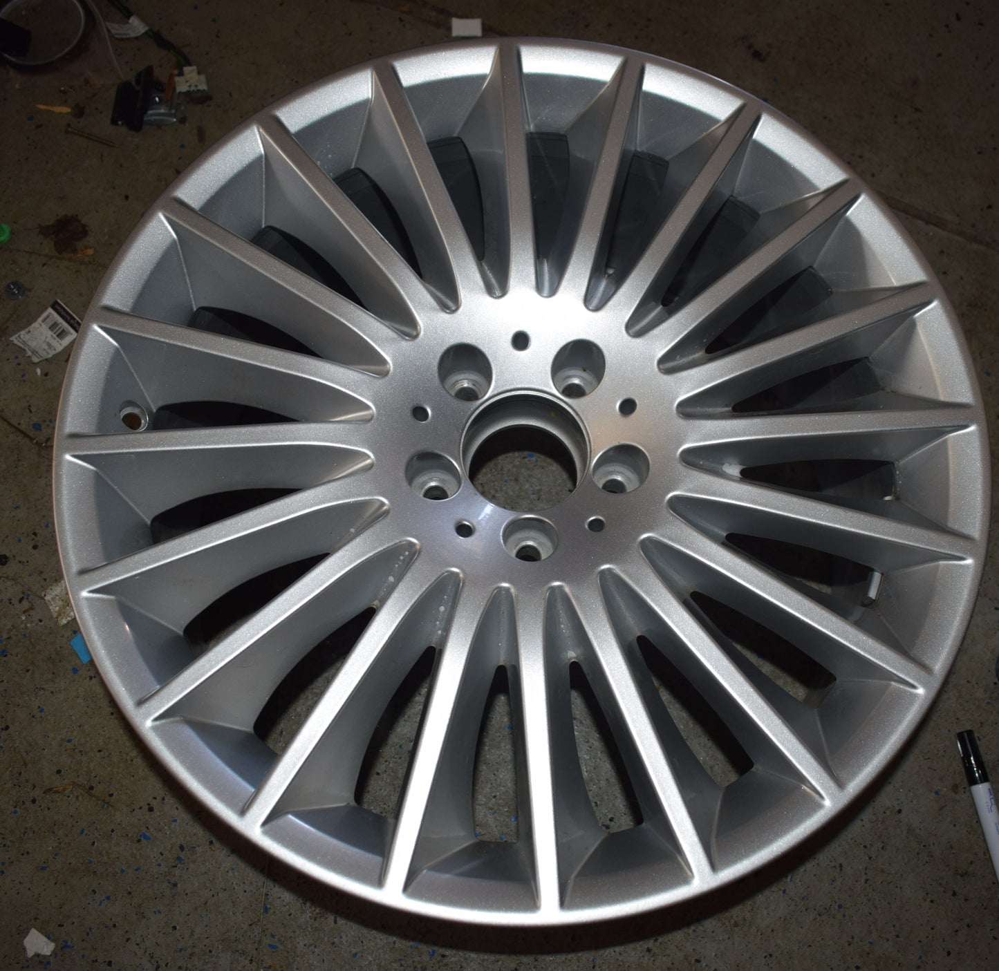 1x Original Mercedes w222 S Klasse hinten Alufelge a2224011602 9,5Jx19 ET43,5