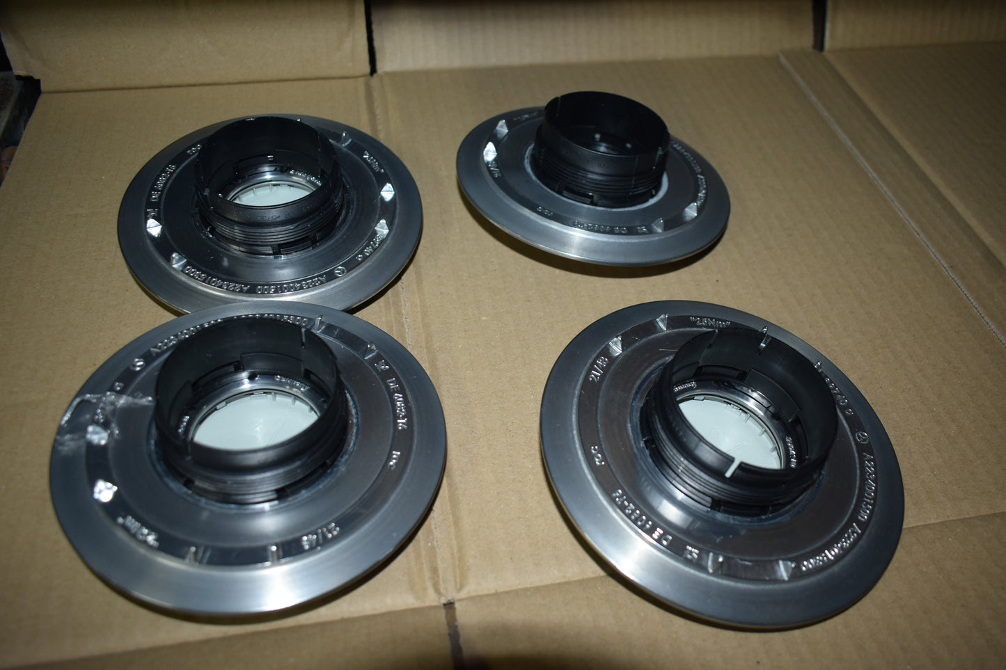 4x Original Mercedes w223 S Klasse Nabendeckel Edition 100