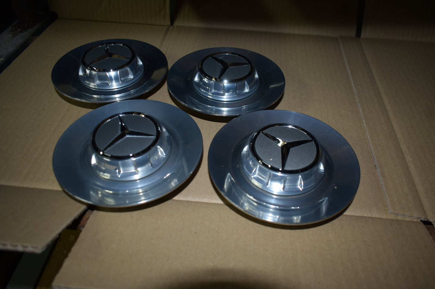 4x Original Mercedes w167 ... Nabendeckel a0004001100 Silber