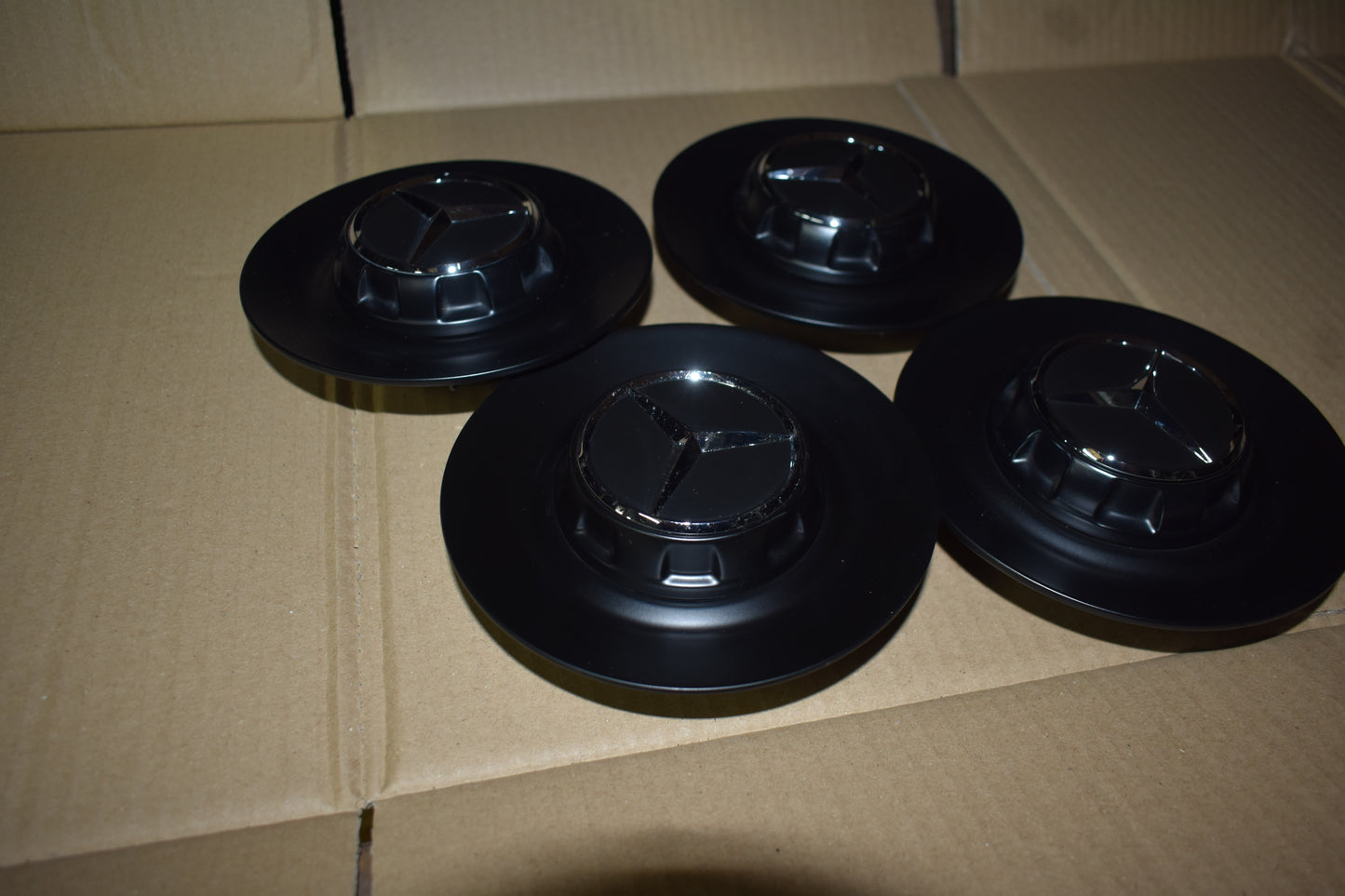 4x Original Mercedes  Nabendeckel a0004001100 Schwarz Matt