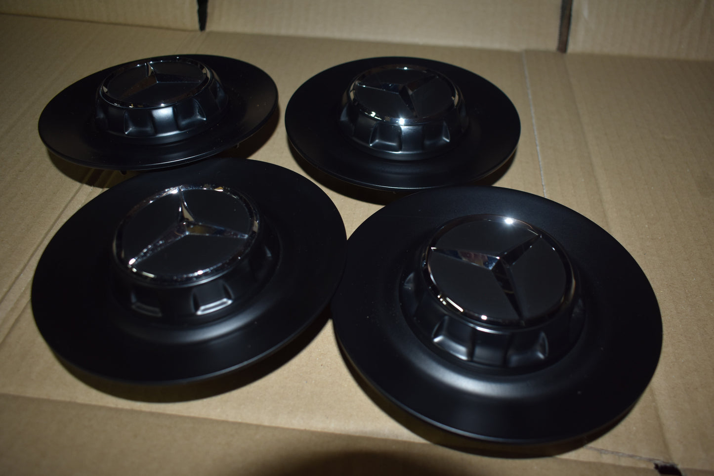 4x Original Mercedes  Nabendeckel a0004001100 Schwarz Matt
