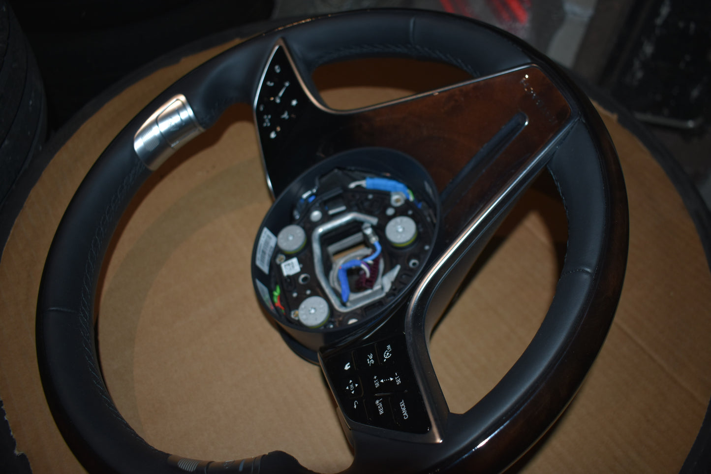 Original Mercedes Maybach Lenkrad Holzlenkrad w223