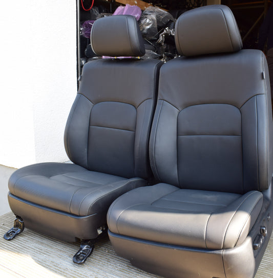 Toyota Landcruiser 200 LC200 Leder Sitze Innenaussattung Leder original
