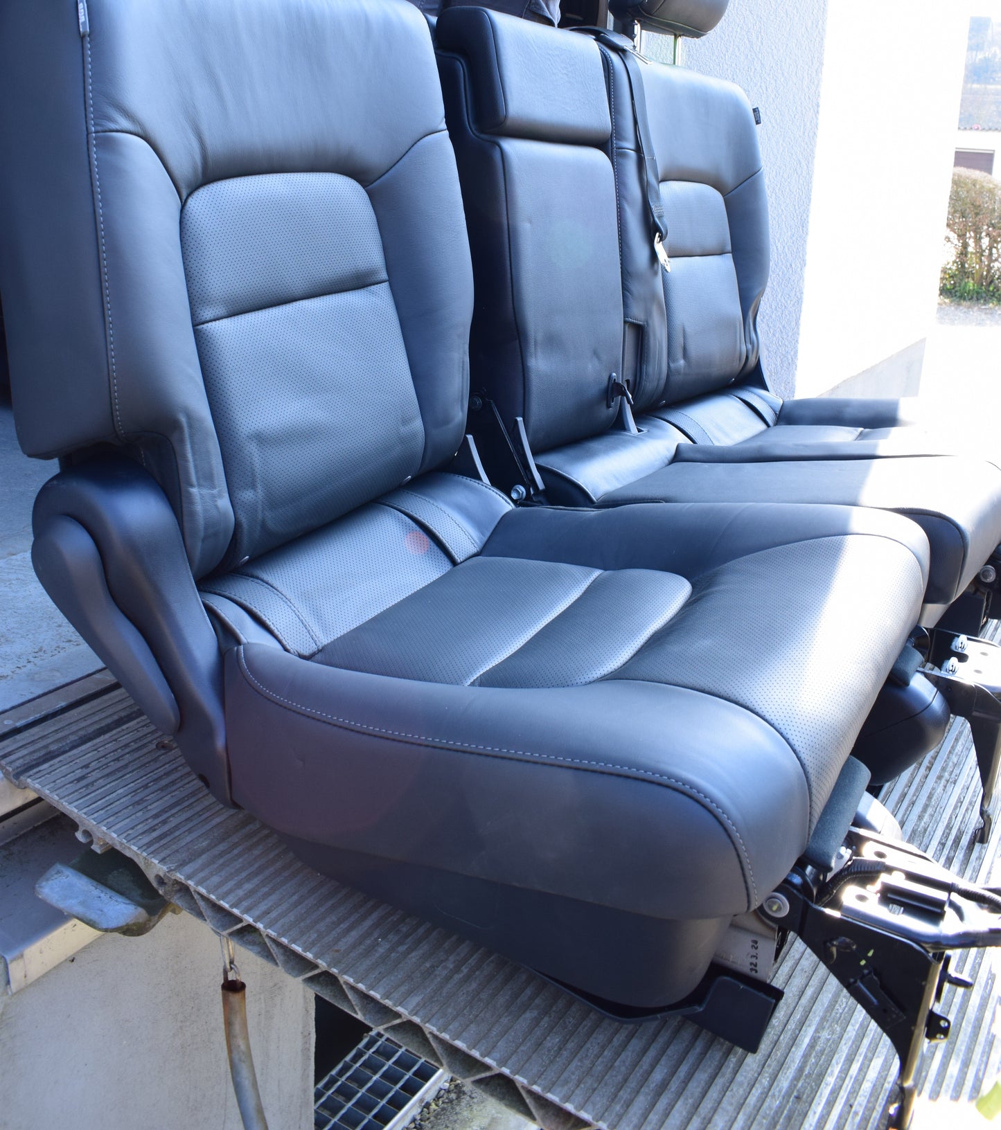 Toyota Landcruiser 200 LC200 Leder Sitze Innenaussattung Leder original