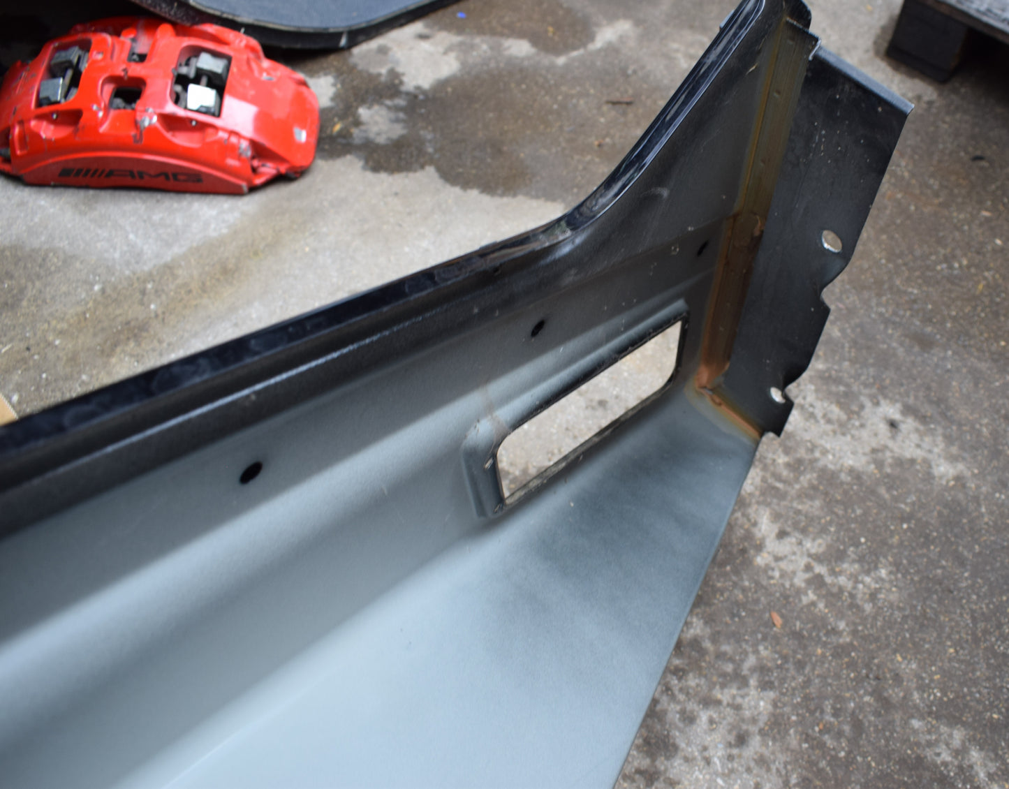 Original Mercedes Kotflügel Obsidianschwarz w463 G Klasse links A4638806906