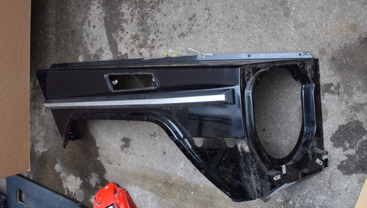 Original Mercedes Kotflügel Obsidianschwarz w463 G Klasse rechts A4638807006