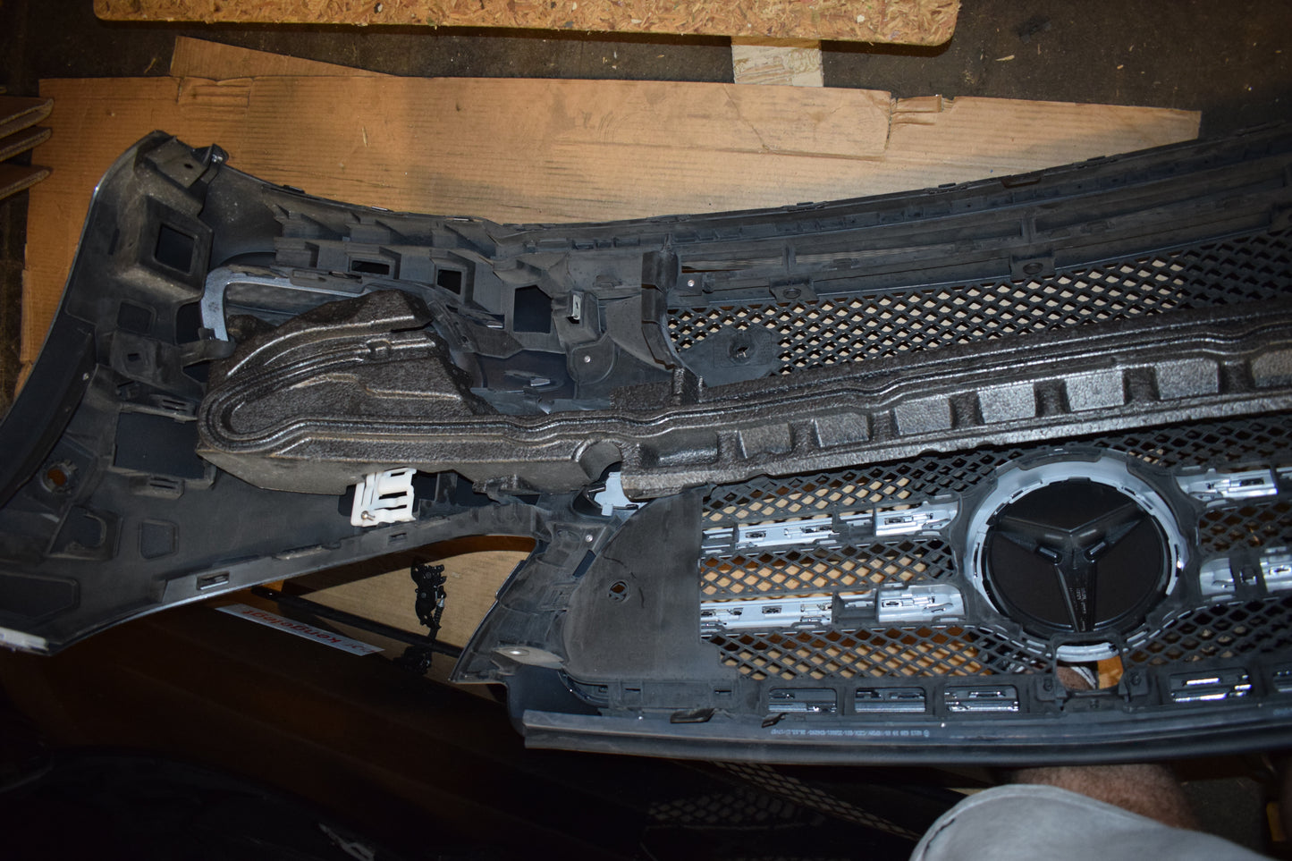Original Mercedes w213 E Klasse Stoßstange vorne AMG line Stoßfänger