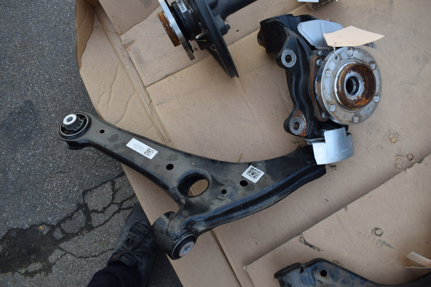 Original Mercedes Querlenker Radaufhägnung Radlager Achsschenkel w910 vorne