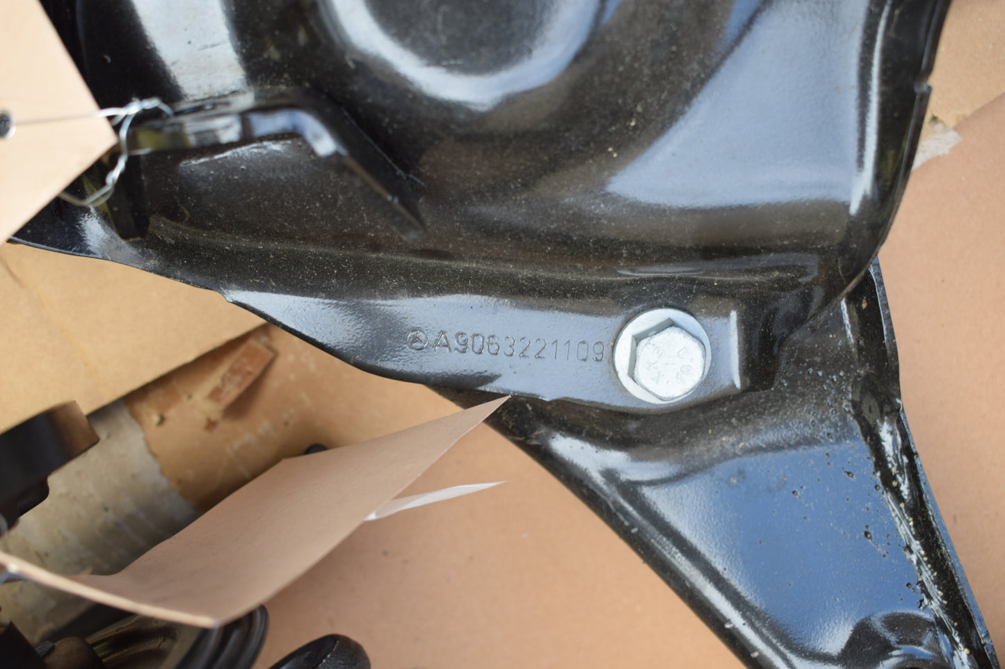 Original Mercedes Querlenker vorne Rechts Sprinter w907 a9063221109