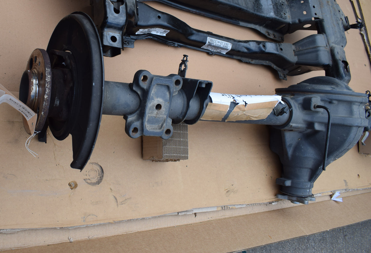 Original Mercedes Sprinter w907 Hinterachse a9073501101 51:13 I=3,923
