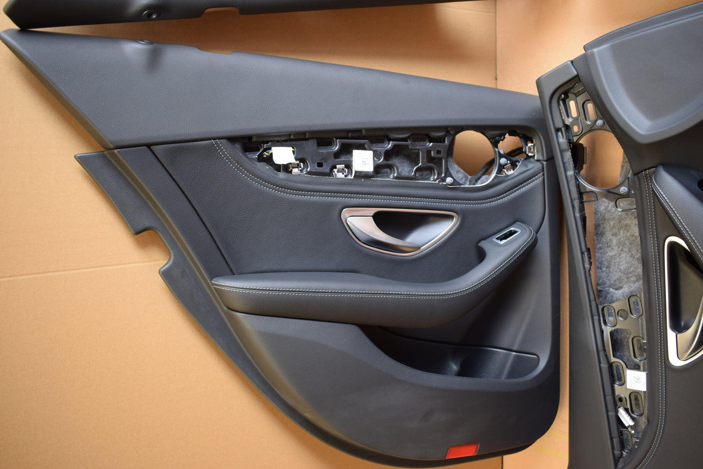 Original Mercedes w205 w253 GLC Türverkleidung Türpappe Set vorne hinten