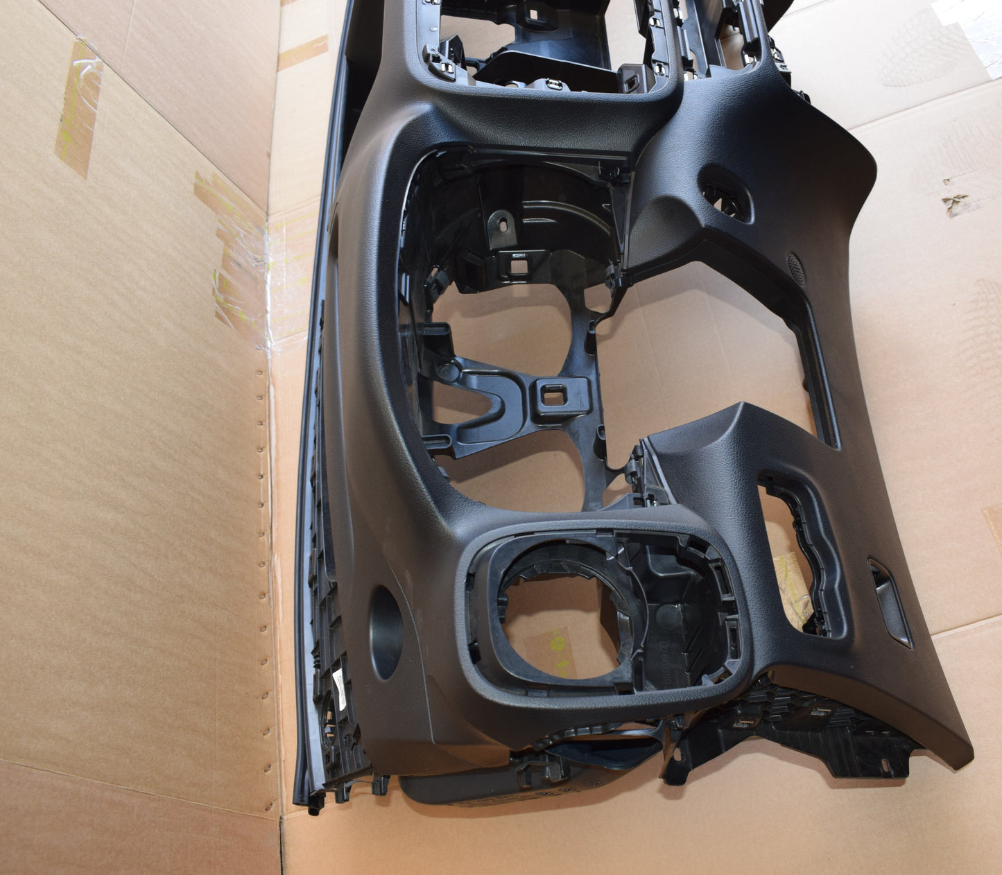 Original Mercedes w447 Armaturenbret facelift Vito schwarz a4476806504