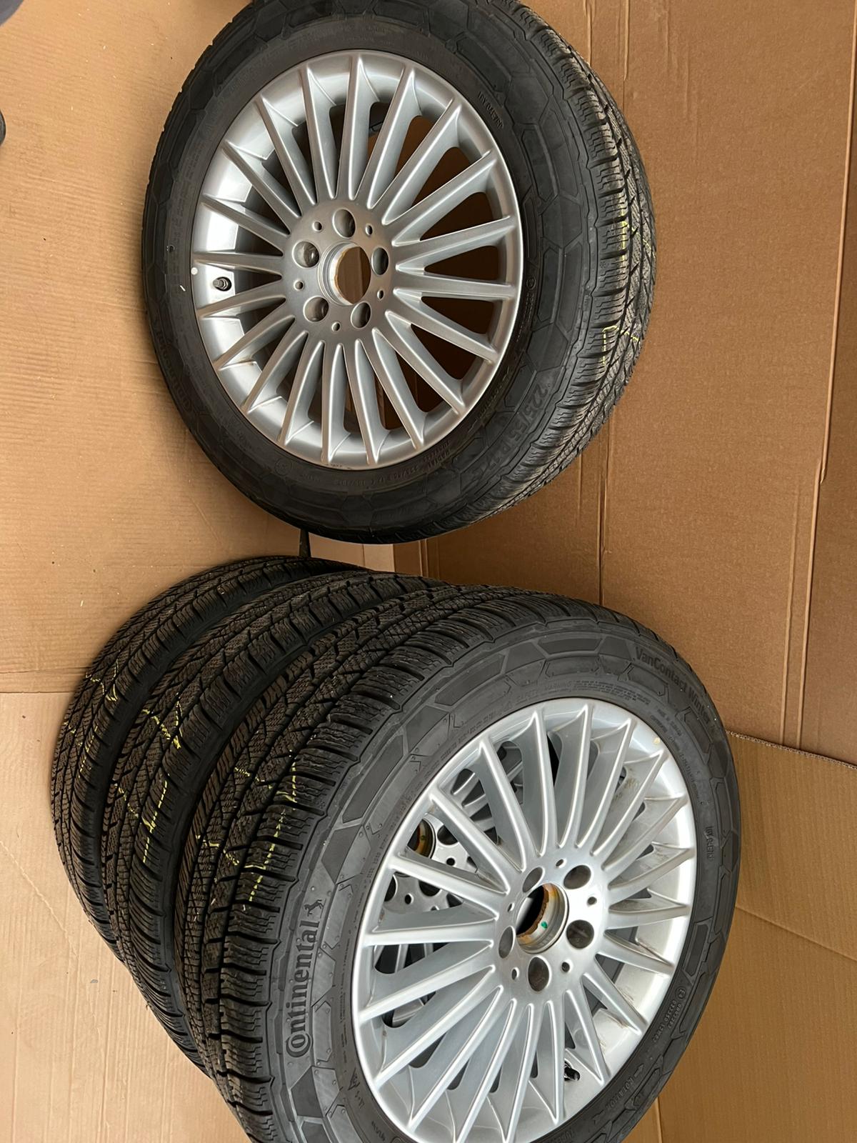 Original Mercedes w447 Räder Vito 17 Zoll Winter Continental 225