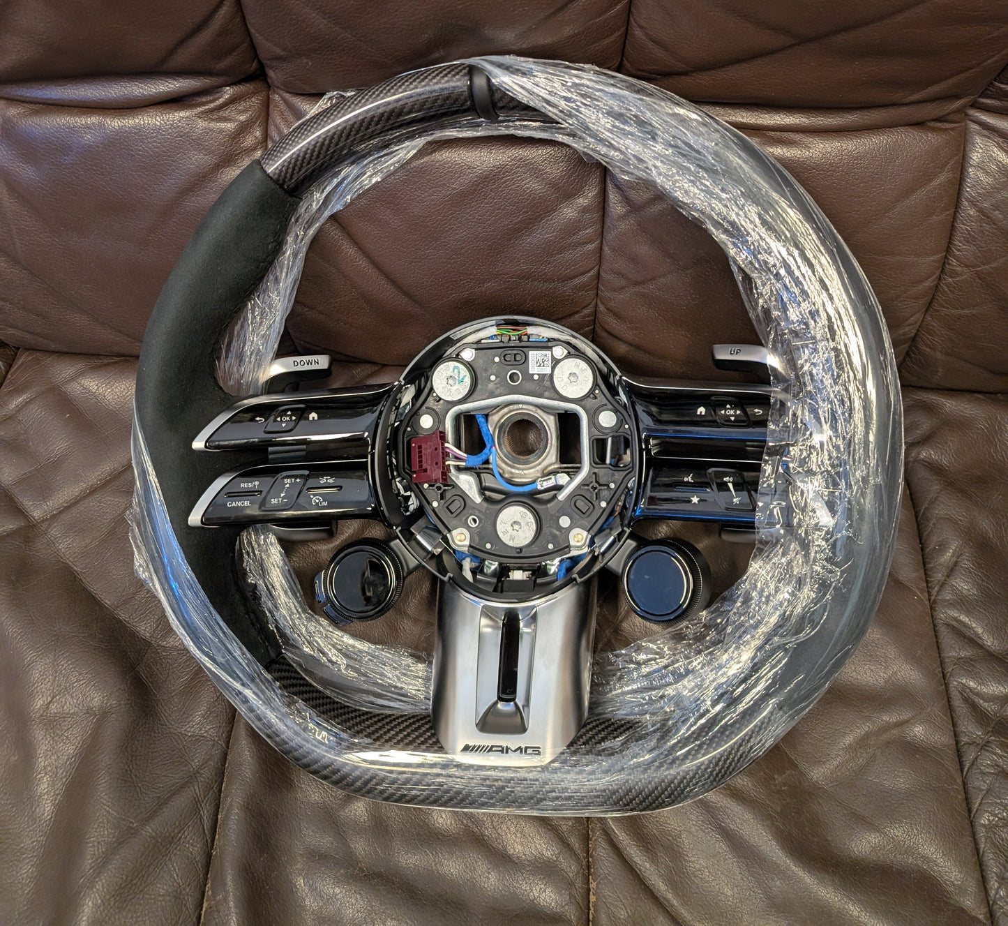 Original Mercedes AMG Lenkrad Carbon w223